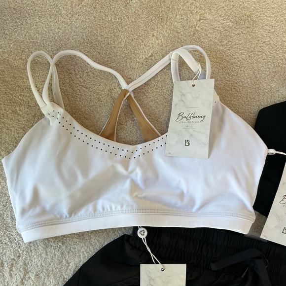 BUFFBUNNY Shorts & 2 Bras Bundle/Set Women's Size XS/S Black & White New W/ Tags - Picture 8 of 14